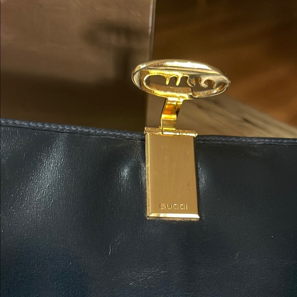 Authentic Gucci Navy Suede & Leather Vintage Wallet & Gucci Box - Picture 11 of 16